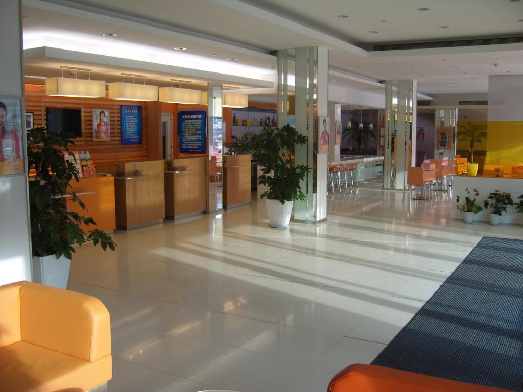 Hotel Ibis Shenyang Tiexi Exteriör bild