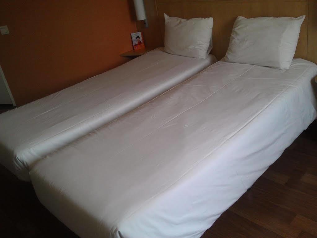 Hotel Ibis Shenyang Tiexi Exteriör bild