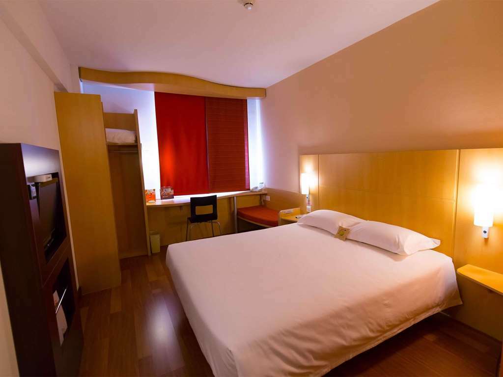 Hotel Ibis Shenyang Tiexi Rum bild